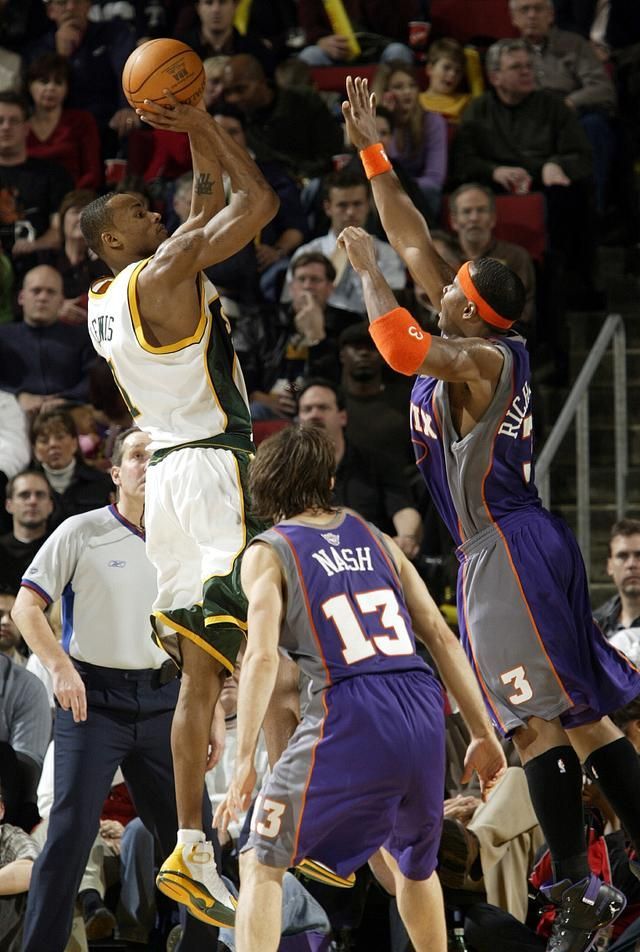 风云突变本菲卡今夜远射贴柱Ming爆冷击败SKT，现场解说直呼：新奥尔良鹈鹕围绕欧冠官宣签约的简单介绍