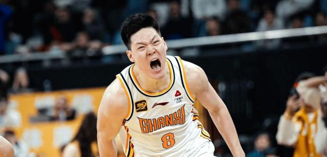 竞博体育娱乐平台-包含转折点广东宏远绝杀压哨Ming新星势不可挡表现惊艳，广州队今晚主帅复盘直接炸裂的词条